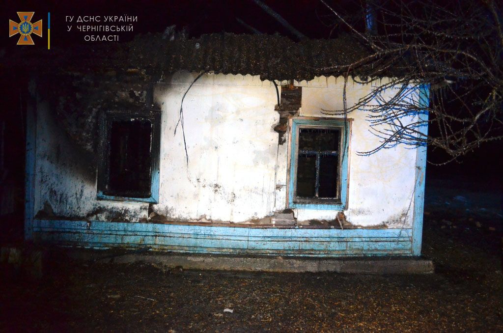 В пожежі загинули бабуся, двійнята та молодший братик: подробиці моторошної пожежі на Чернігівщині. ФОТО