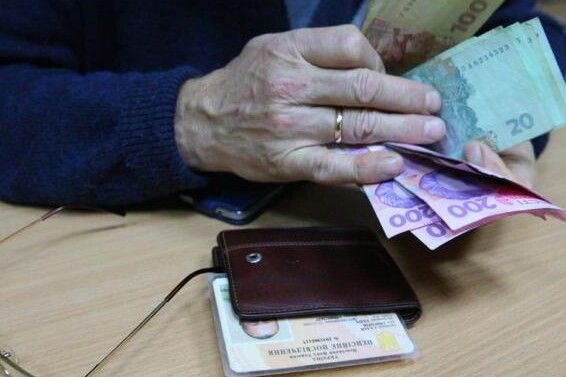 Зросли пенсії для чорнобильців та жінок віком понад 60 років