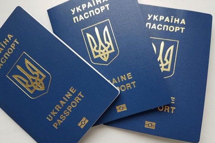 Чи є ажіотаж із оформленням закордонних паспортів на Чернігівщині