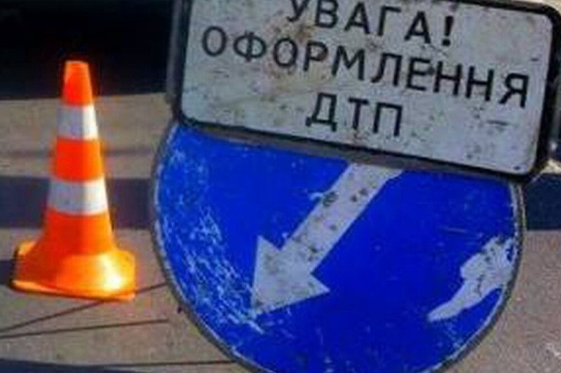 На Чернігівщині автівка злетіла у кювет, водій загинув