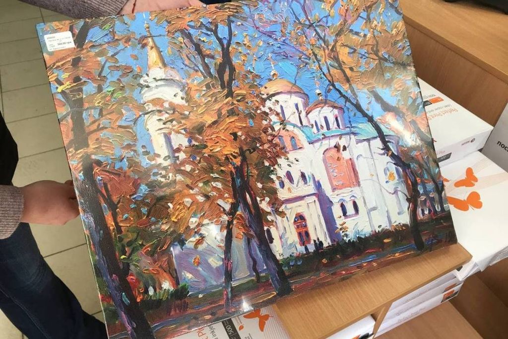 У "Будинку книги" можна купити картини-розмальовки по номерах з краєвидами Чернігова