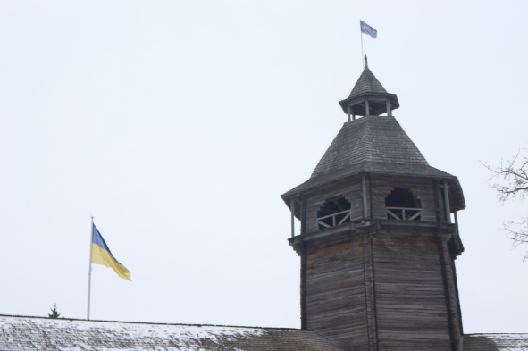 У День єднання найвищий на Чернігівщині прапор замайорів над Батурином (Фотофакт)