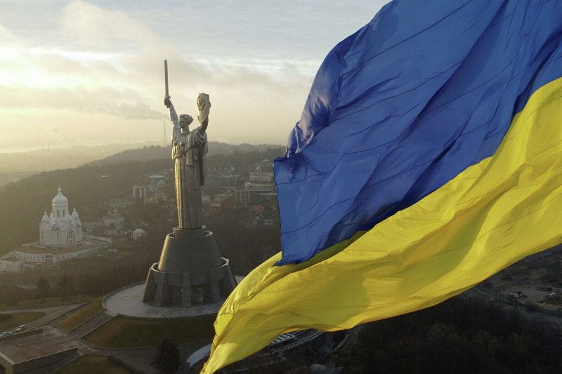 В Україні запроваджено воєнний стан
