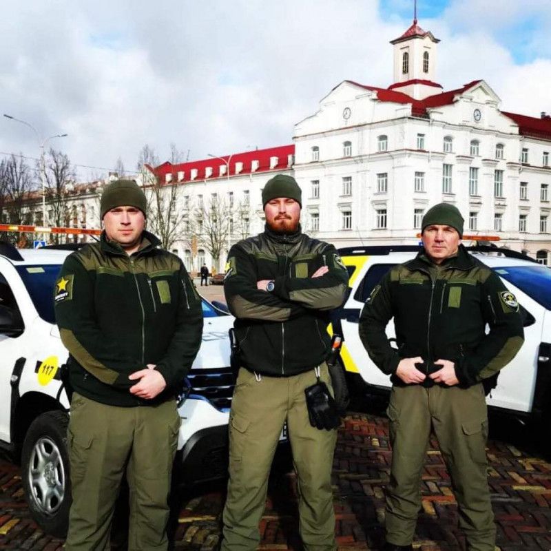 «Загадкові» спецавтомобілі в Чернігові – це новий холдинг охорони (Фото)