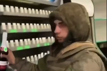 Окупанти на Чернігівщині грабують магазини (Відео)