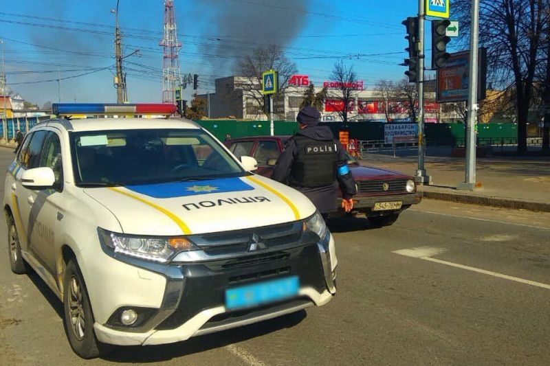 У Ніжинському районі розстріляли автівку з цивільними: є загиблі