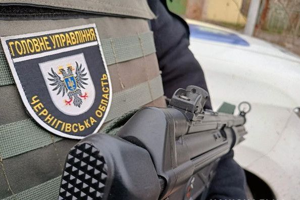 Поліція Чернігівщини цілодобово забезпечує правопорядок та допомагає громадянам