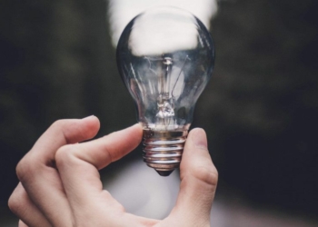 318 населених пунктів області залишилися без світла через буревій 318 населених пунктів області залишилися без світла через буревій