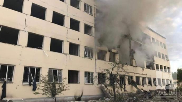 Вже 11 загиблих: кількість жертв внаслідок авіаудару в Десні зросла