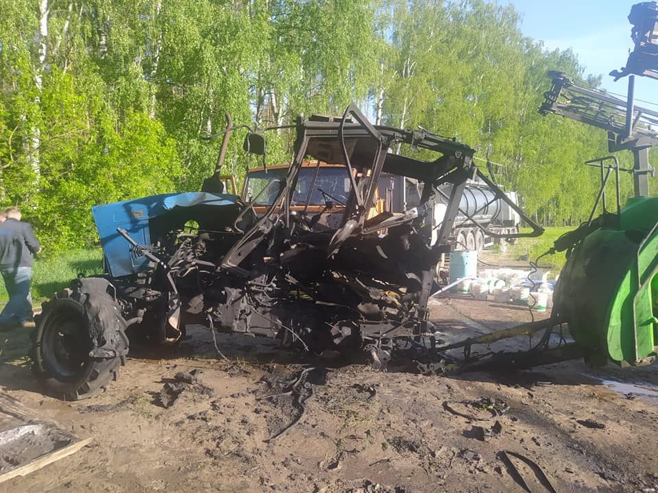 Підірвався на протитанковій міні: під Черніговом загинув 59-річний тракторист. ФОТО