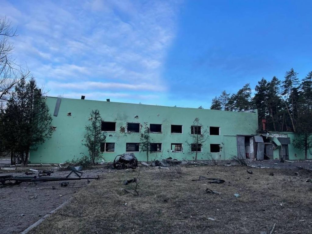 Шифер на декілька мільйонів гривень лежить, а цвяхів на 10 тисяч гривень ми не можемо придбати, бо не можемо зробити платіж, — міський голова про роботу казначейської служби