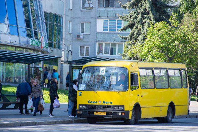 У Чернігові запрацюють нові автобусні маршрути і тролейбуси