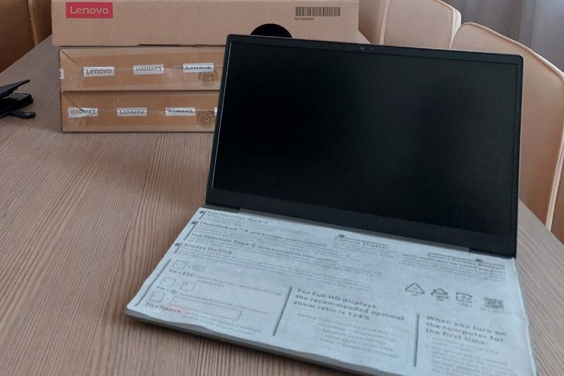 Чернігівщина отримала майже 600 ноутбуків для навчальних закладів