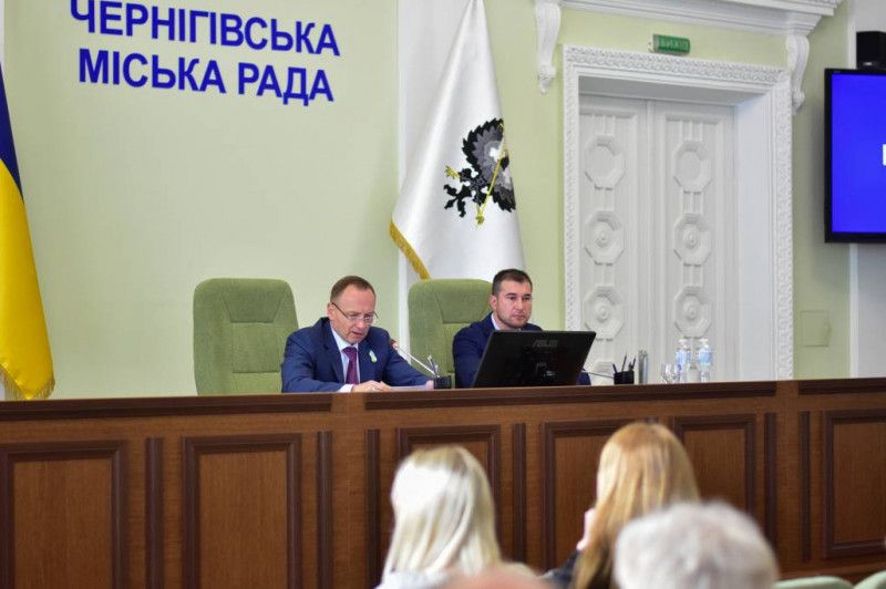 Чернігівська міська рада клопотатиме про відзначення волонтерів державними нагородами