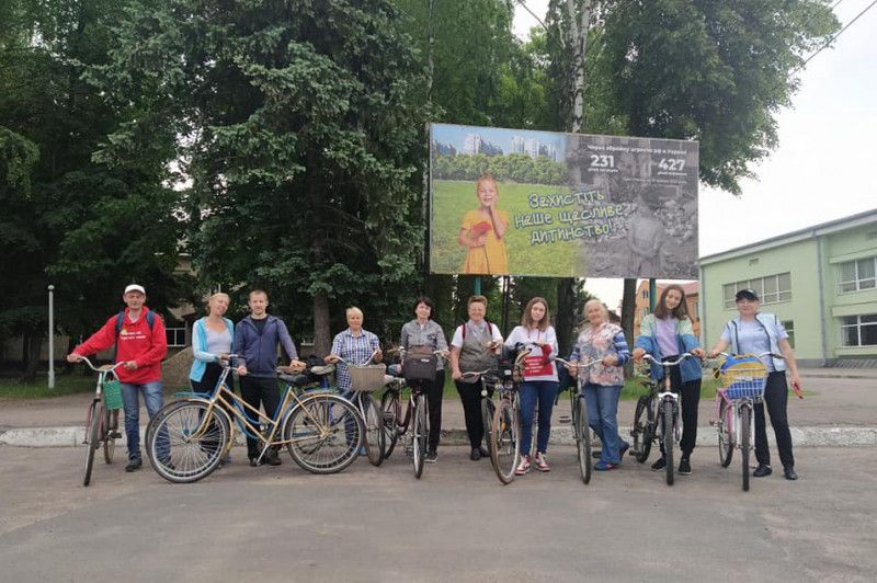 Велотуристи Менщини зібрали гроші для захисників України