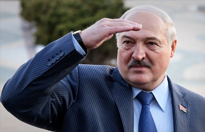 Стало известно, как Лукашенко помогал россиянам в осаде украинского Чернигова: фотофакт