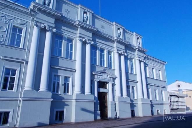 Ремонт будівлі Чернігівської міської ради, на який збиралися виділити понад 18 мільйонів, відтермінували