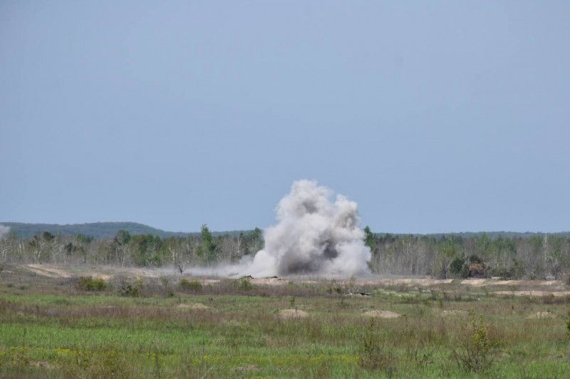 Росіяни із реактивної артилерії та мінометів обстріляли прикордоння Чернігівщини