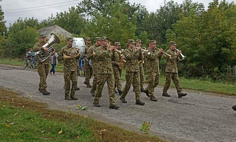 Чернігівщина провела в останню путь п’ятьох воїнів, які загинули за свободу України