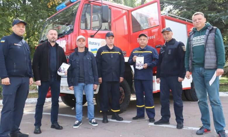 Рятувальники Чернігівщини отримали пожежний автомобіль від Ротарі клубу