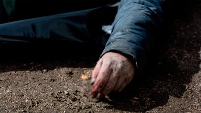 Привалило цеглою: у Чернігові знайшли тіло чоловіка на території колишнього цегельного заводу