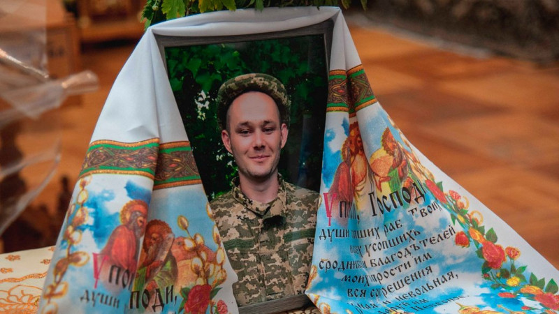 На Чернігівщині попрощалися з трьома загиблими бійцями ЗСУ