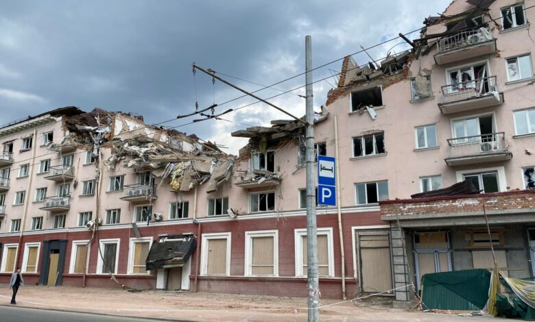У Чернігові хочуть демонтувати зруйновану рашистами будівлю готелю «Україна»