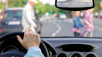 ДТП за участі водія та пішохода: як з’ясовують, хто винен