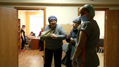Близько 80 людей у Чернігові звернулися у травмпункт після ранкової ожеледиці