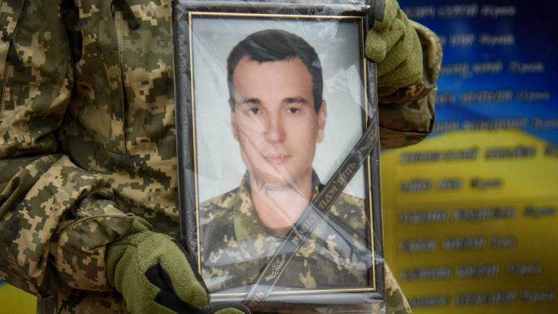 У Ніжині поховали бійця, який загинув на Херсонщині