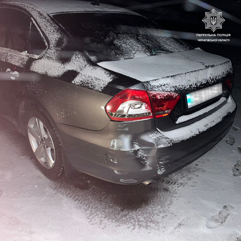 Чернігівські патрульні розшукали водія, який вчинив ДТП та поїхав з місця пригоди (Фото)