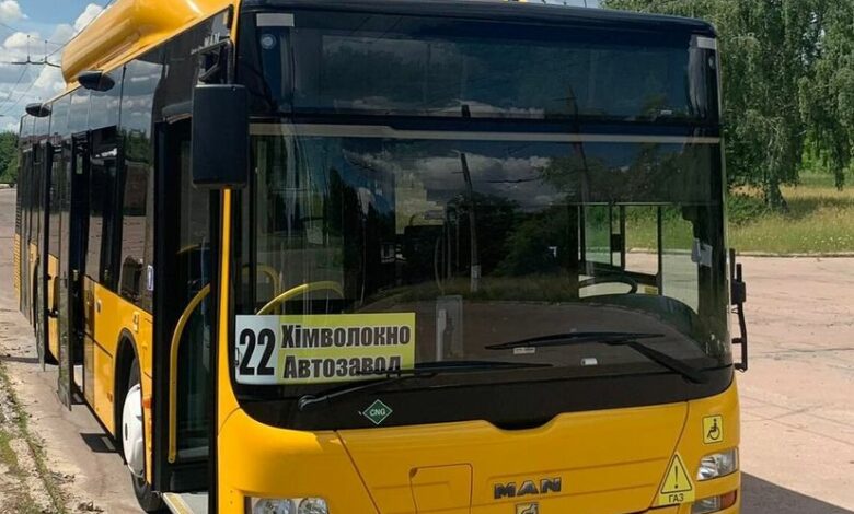 Чотири автобусні маршрути в Чернігові змінюють графік