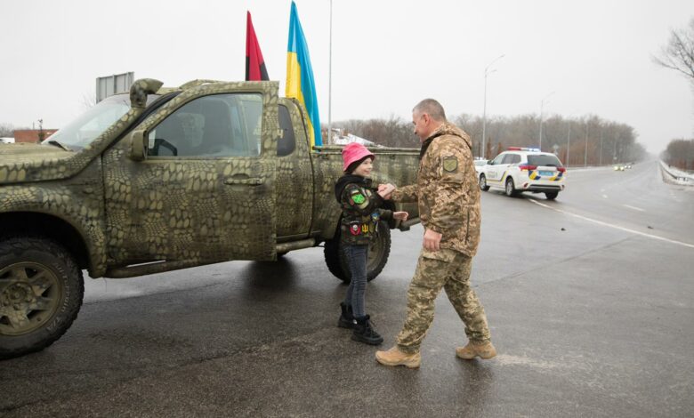 Юний чернігівець Сергій Мороз передав автівку для підрозділів ОК «Північ» (Фото)