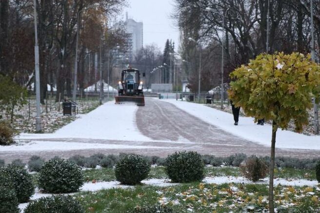 На Чернігівщину йде зима: синоптики прогнозують сніг і морози