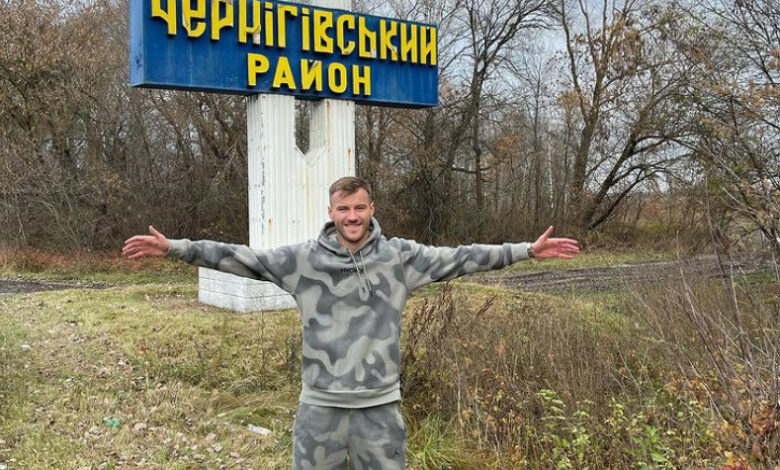«Нарешті я вдома»: Ярмоленко повернувся на рідну Чернігівщину (Фотофакт)