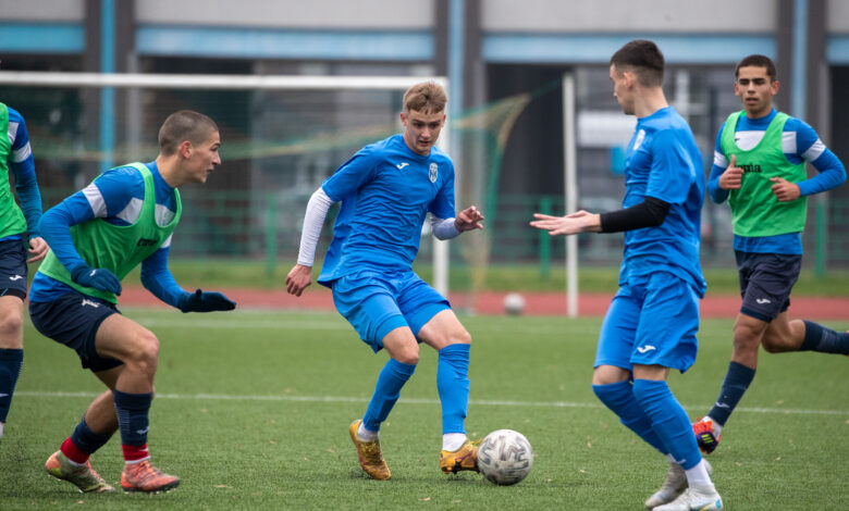 Старт сезону: «Десна» U17/19 програла «Юності» у дербі