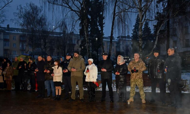 У Чернігові вшанували пам’ять жертв Голодомору-геноциду (Фото)
