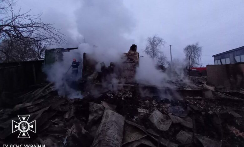 Врятував матір, а сам врятуватися не зміг: стали відомі подробиці масштабної пожежі на Чернігівщині (Фото)