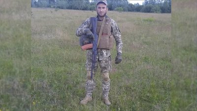 Загинув в бою під Бахмутом: на Чернігівщині попрощалися з захисником України