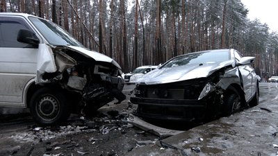 Стало зле за кермом: у Чернігові сталася смертельна ДТП за участі трьох автівок