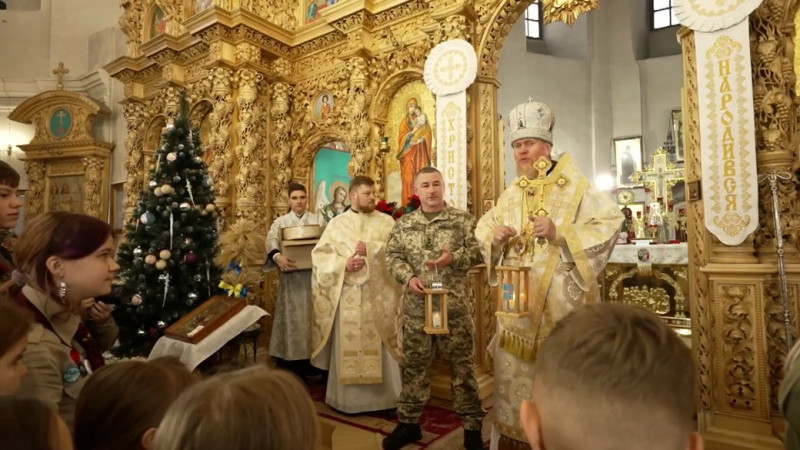У Чернігові в Катерининському соборі вперше провели Різдвяне Богослужіння 25 грудня