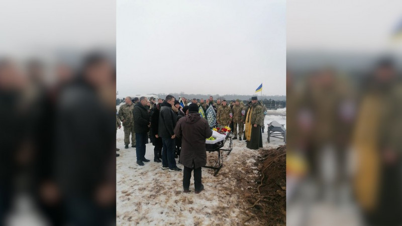 На Чернігівщині попрощалися з трьома захисниками України