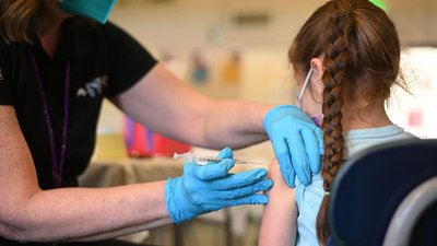 Чернігівщина отримала 300 доз вакцини Pfizer для щеплення дітей від 5 років
