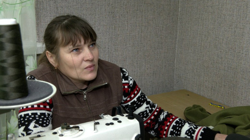 Нові робочі місця під час війни: у селі Тупичів на Чернігівщині відкрили швейну майстерню