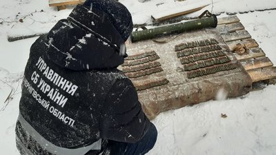 Танковий кулемет та сотні боєприпасів: на Чернігівщині виявили схрони росіян