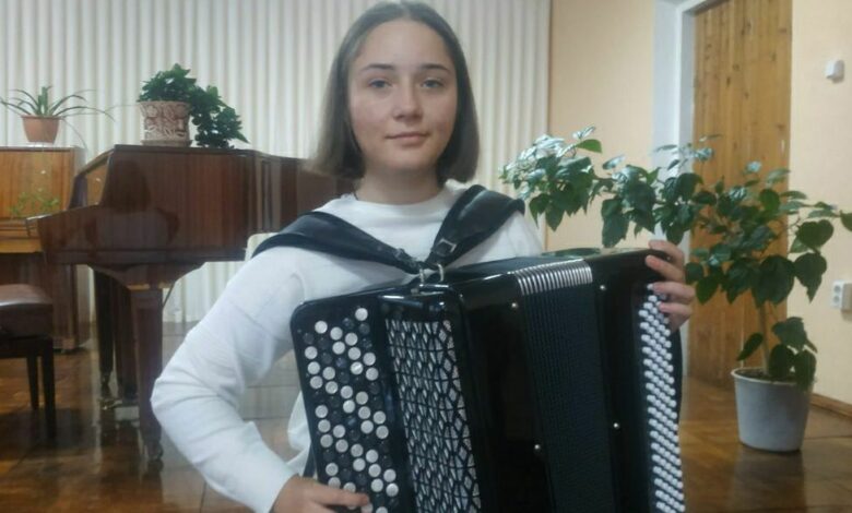 Юна музикантка із Сновська стала лауреатом міжнародного конкурсу