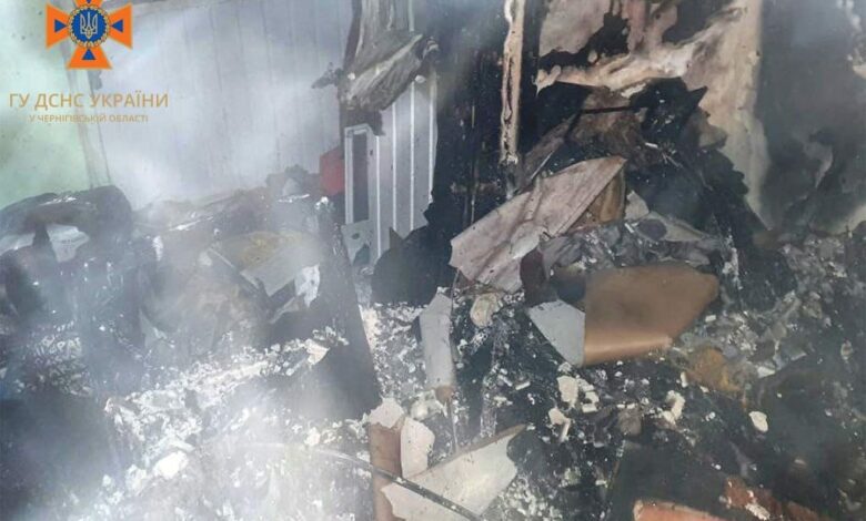 Рятувальники розказали подробиці смертельної пожежі у Прилуках (Фото)