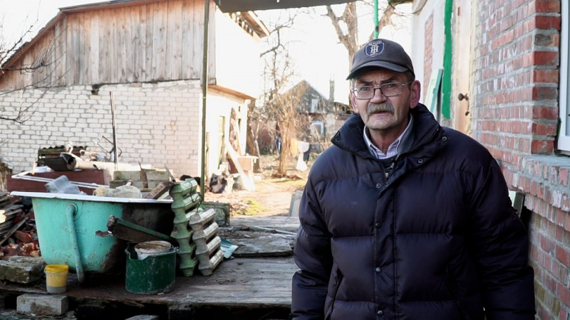 Волонтери на Чернігівщині за три дні планують встановити вікна у 18 будинках