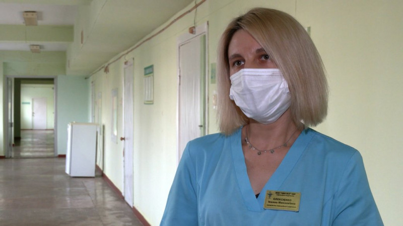 На Чернігівщині 825 пацієнтів хворі на коронавірус: коли лікарі очікують на пік захворюваності