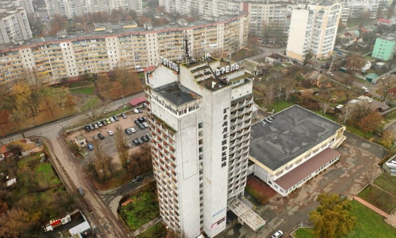 Чернігівська міськрада на виконкомі розгляне питання готелю «Градецький»